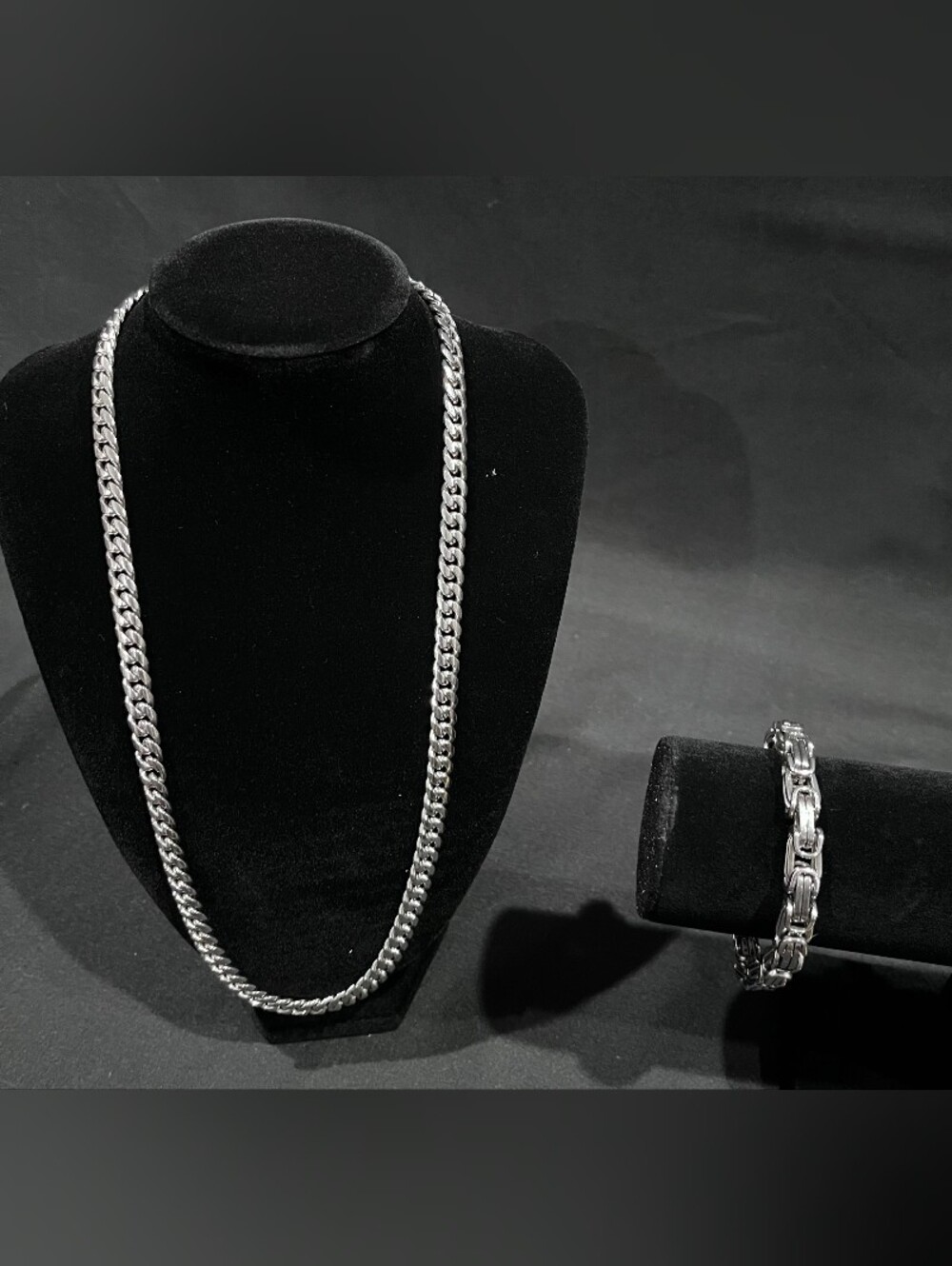 Men's Fashion Chains & Bracelets - Cuban Link & Byzantine Style Costume Jewelry